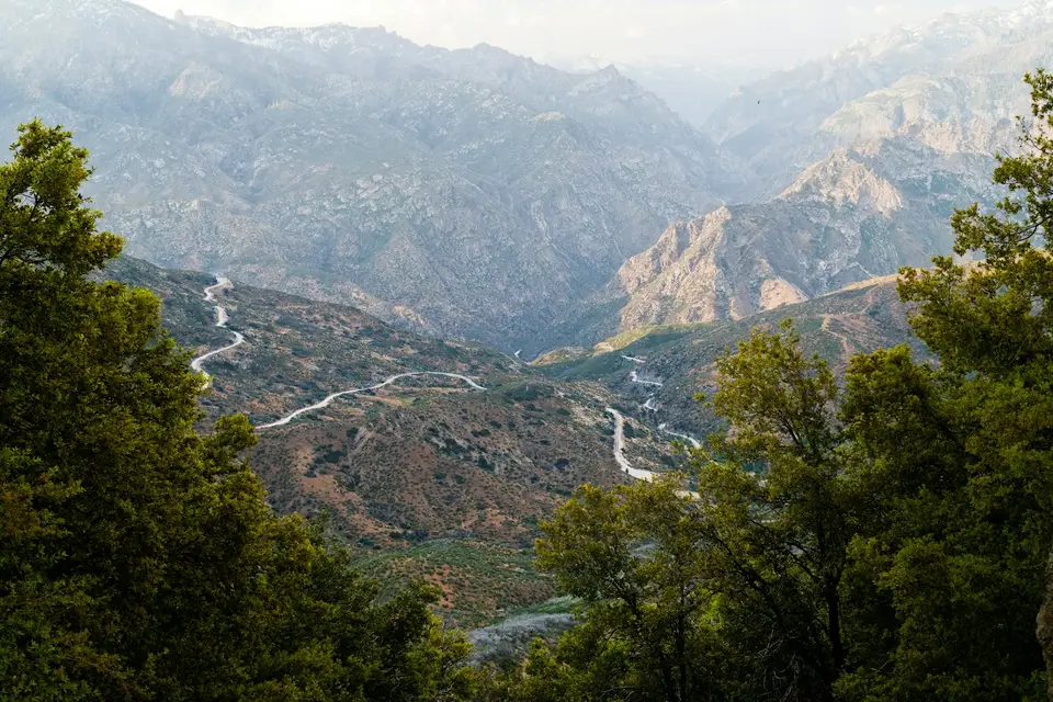 Highway 180 into Kings Canyon, Kings Canyon National Park
